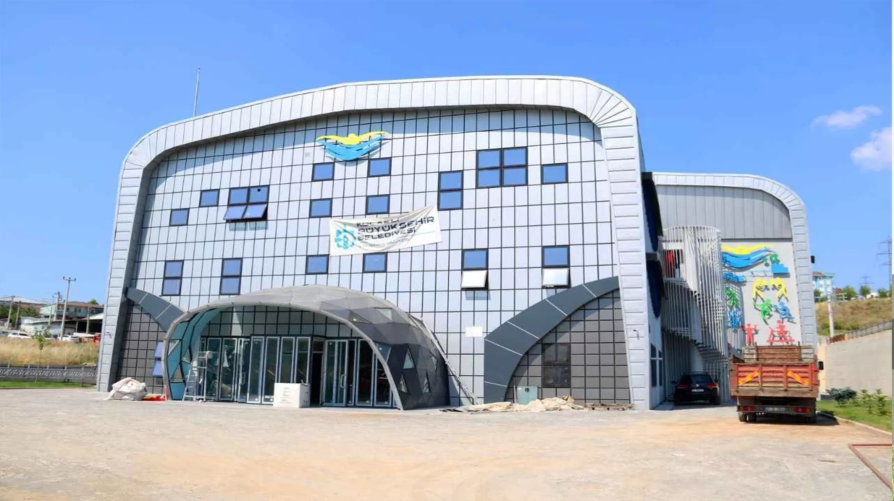 Çelik Konstrüksiyon Spor Kompleksi